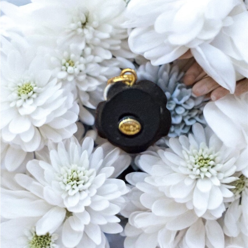 NWOT CHANEL Flower Charm - Picture 2 of 3
